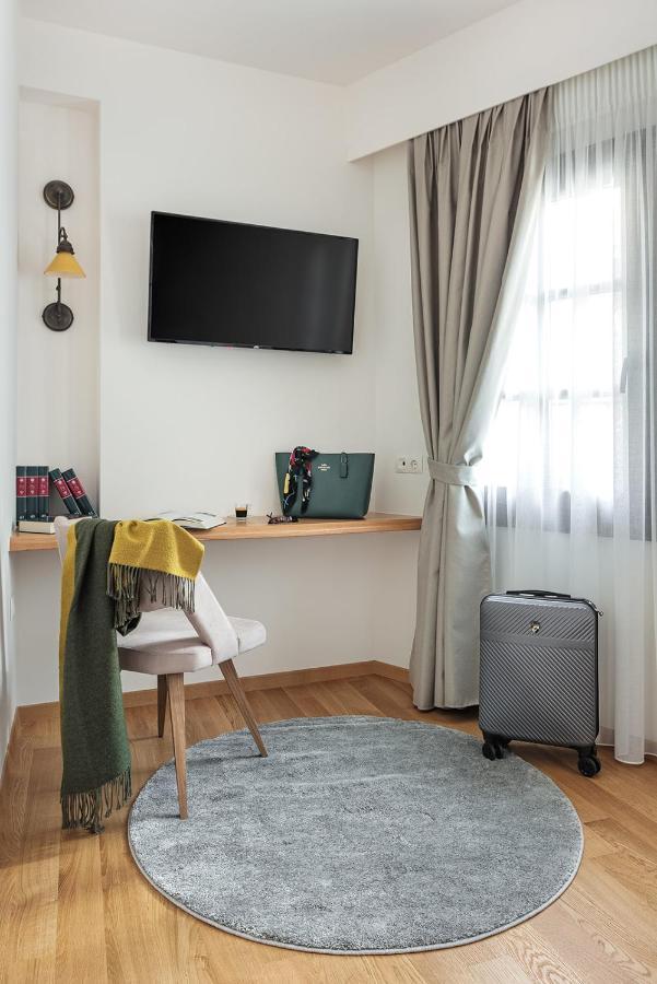 Petrou Suites Yanya Dış mekan fotoğraf